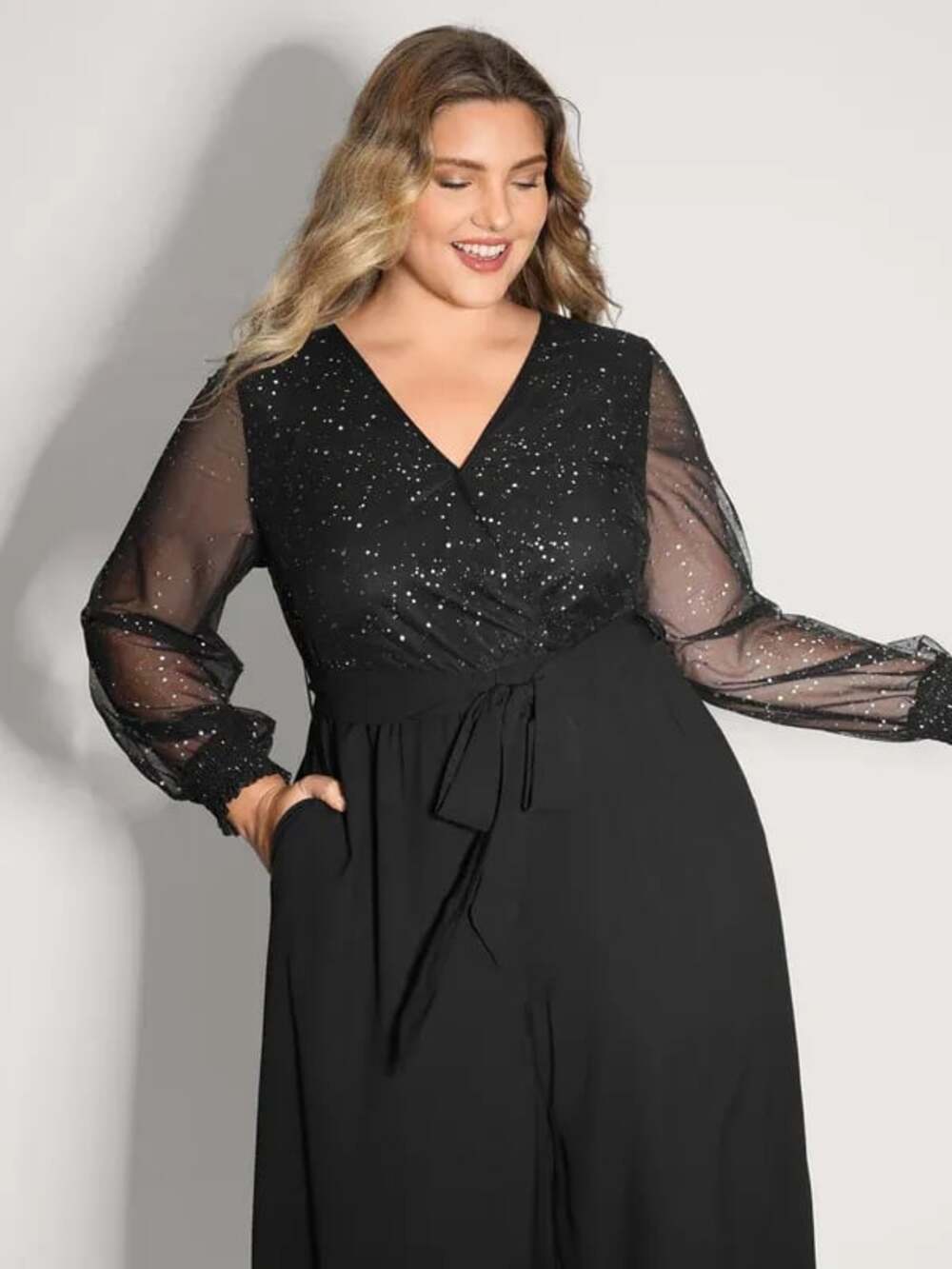 Plus Size 1X 14-16 Black Glitter Neckline Petal Flowy Hem Jumpsuit NWT - Picture 2 of 7